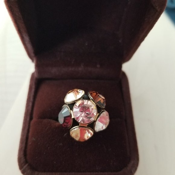 Brand New -Dazzling Swarovski Crystal Rings: The Perfect Gift for Every Occasion - Picture 9 of 16